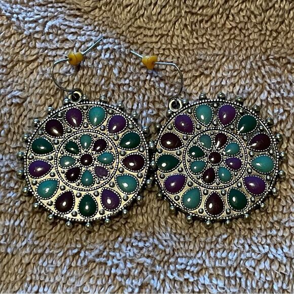 Vintage Lightweight silver, purple, turquoise disc earrings - Picture 3 of 5